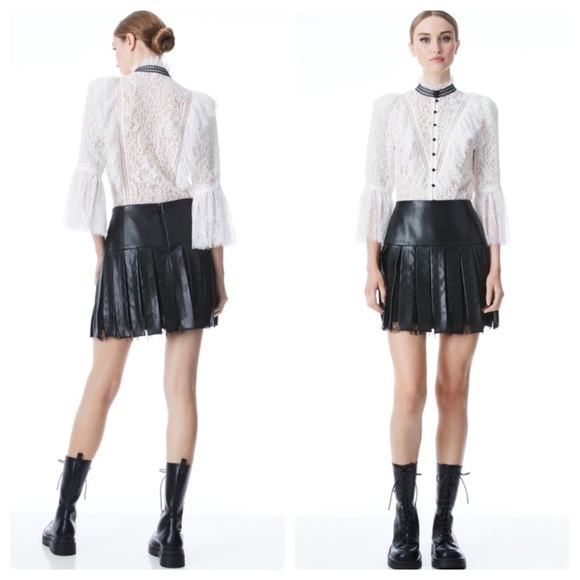 ALICE + OLIVIA Jessia Lace Button Front Blouse - Picture 5 of 13